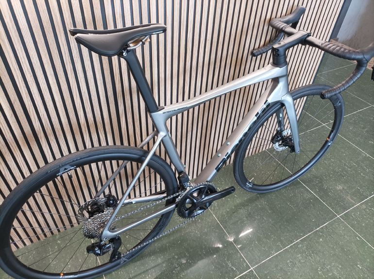 Brugt Bianchi Specialissima COMP 105 Di2 2025 2025 Road & Gravel — billede 3 af 3
