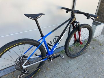 Mondraker PODIUM RR SL 2024 2024 Mountainbike usato, Blu — immagine 3 di 5