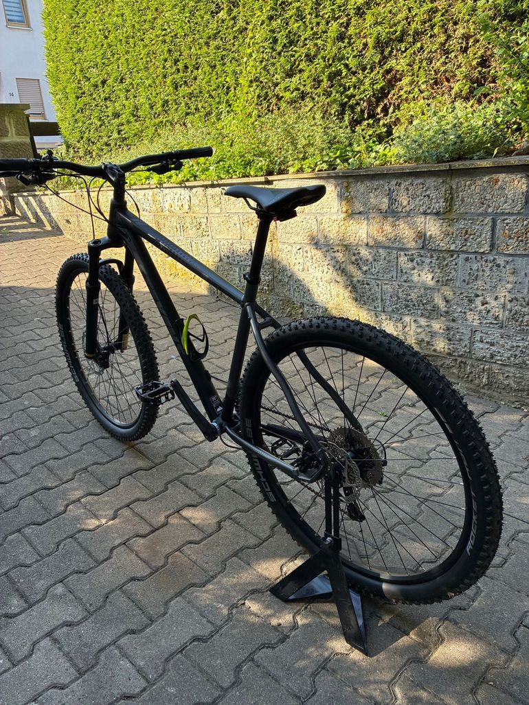 Used Stevens Applebee 2025 2025 Mountainbike, Black, 27.5 — image 4 of 4