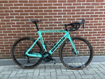 Použité Bianchi Aria Shimano Ultegra 2021 Road & Gravel