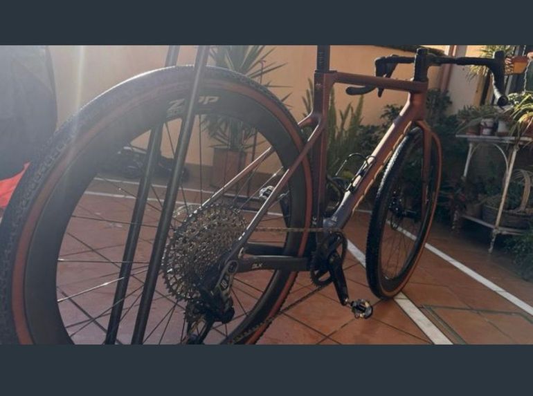 Brugt Megamo SILK AXS 01 2024 2024 Road & Gravel — billede 7 af 9