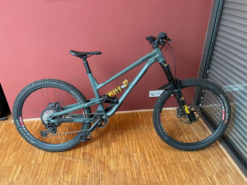 Used Commencal CLASH OHLINS EDITION 2022 2022 MTB