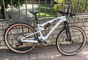 Used ROCKRIDER Mountainbike XC vollgefedert Carbonrahmen Race 900S weiss 2025 2025 MTB