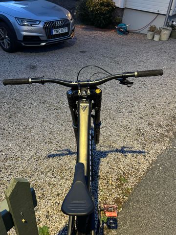 Tweedehands Propain Rage SRAM GX DH 2025 Mountainbike — afbeelding 5 van 6