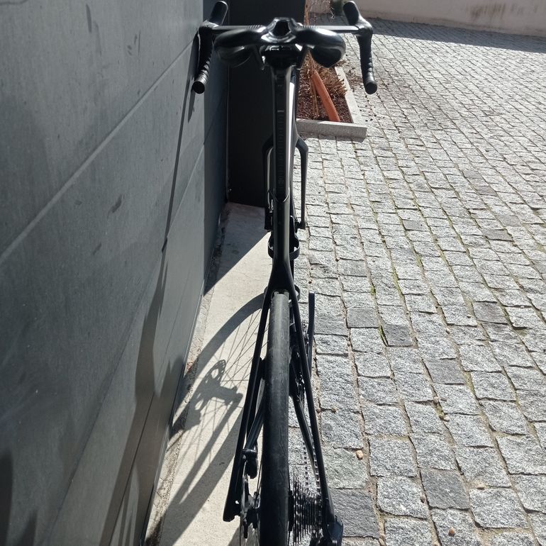 Gebrauchtes BMC R 01 2025 Road & Gravel, Schwarz — Bild 9 von 10