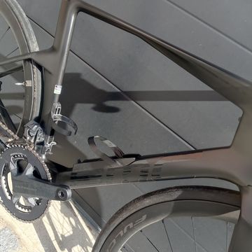 Used BMC R 01 2025 Road & Gravel, Black — image 5 of 10