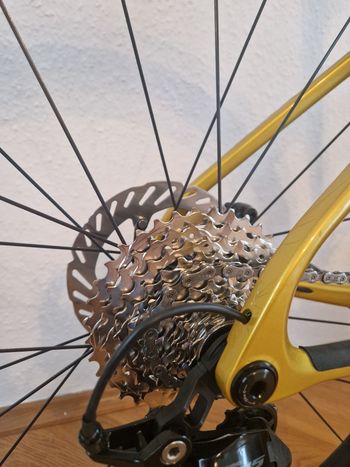 Tweedehands Cannondale Synapse Carbon 5 Shimano 105 2026 Road & Gravel — afbeelding 4 van 9