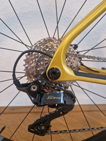Tweedehands Cannondale Synapse Carbon 5 Shimano 105 2026 Road & Gravel — afbeelding 3 van 9
