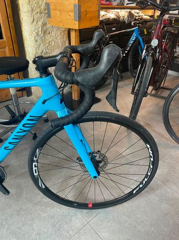 Used Canyon Endurace CF 8 2022 2022 Road & Gravel, Blue — image 16 of 23
