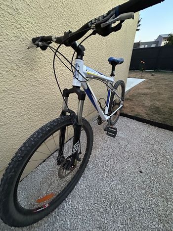 Käytetty GT Avalanche Tektro 2013 Mountainbike — kuva 2 / 5
