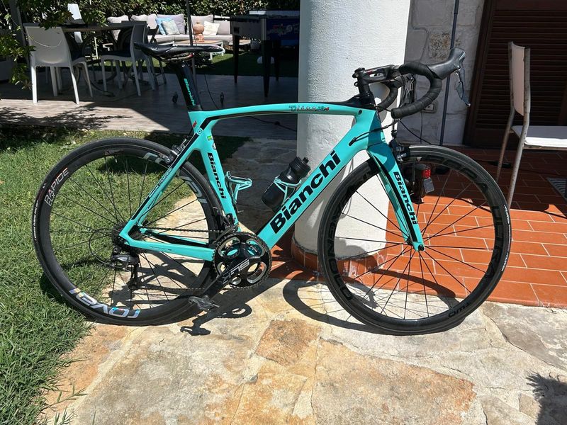 Used Bici bianchi celeste ruote roval ultegra Custom Shimano Ultegra 2021 Road & Gravel
