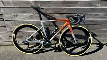 Použité Specialized Allez SRAM Force eTap AXS 2026 Road & Gravel — obrázek 2 z 3