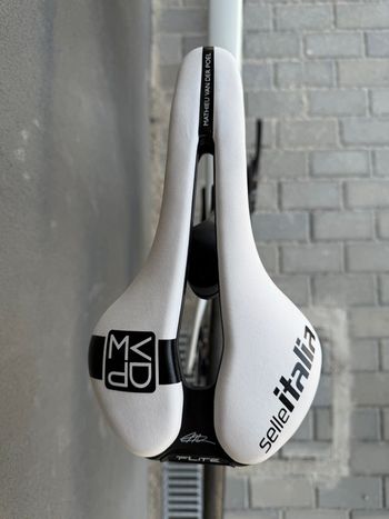 Used Canyon Aeroad CFR Tensor 2025 2025 Road & Gravel, White — image 7 of 10