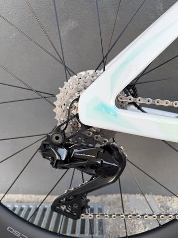 Used Canyon Aeroad CFR Tensor 2025 2025 Road & Gravel, White — image 6 of 10