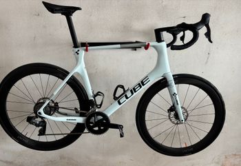 Gebrauchtes CUBE AGREE C:62, PRO 2024 2024 Road & Gravel, Weiß — Bild 1 von 8