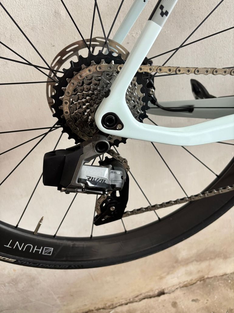 Gebrauchtes CUBE AGREE C:62, PRO 2024 2024 Road & Gravel, Weiß — Bild 3 von 8