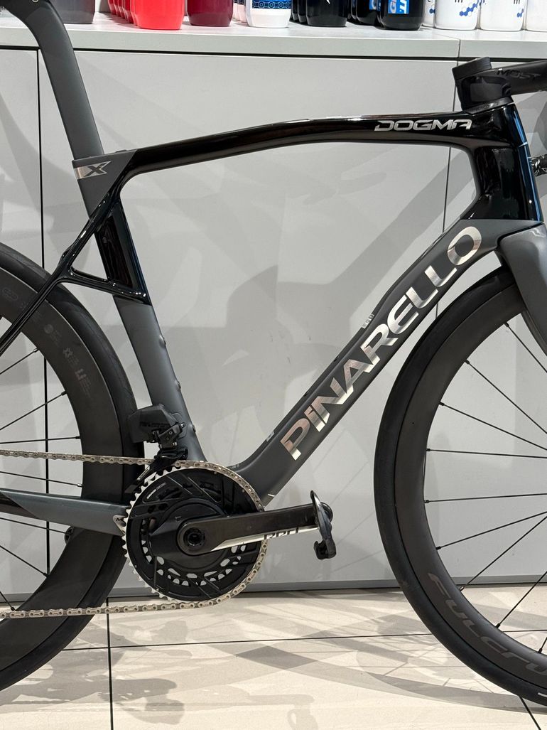 Tweedehands Pinarello Dogma SRAM Force eTap AXS 2023 Road & Gravel — afbeelding 4 van 4