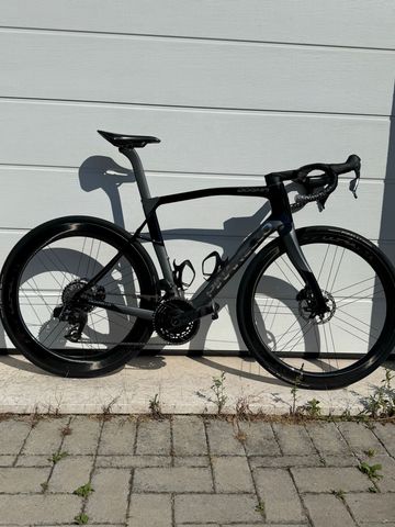 Used Pinarello Dogma SRAM Force eTap AXS 2023 Road & Gravel