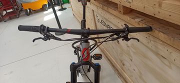 Used Scott Spark 930 2019 2019 Mountainbike, Light Gray, 29 — image 5 of 7