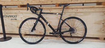 Used Cannondale Caad Shimano Ultegra 2023 Road & Gravel, Black — image 2 of 11