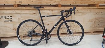 Used Cannondale Caad Shimano Ultegra 2023 Road & Gravel, Black — image 1 of 11