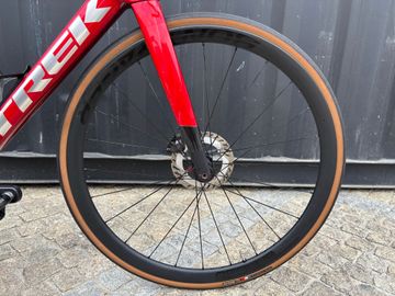 Gebrauchtes Trek Madone SL 7 2027 2027 Road & Gravel, Rot — Bild 4 von 9