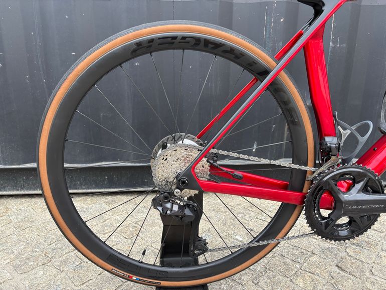 Brugt Trek Madone SL 7 2027 2027 Road & Gravel — billede 2 af 9