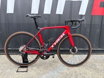 Brugt Trek Madone SL 7 2027 2027 Road & Gravel — billede 1 af 9