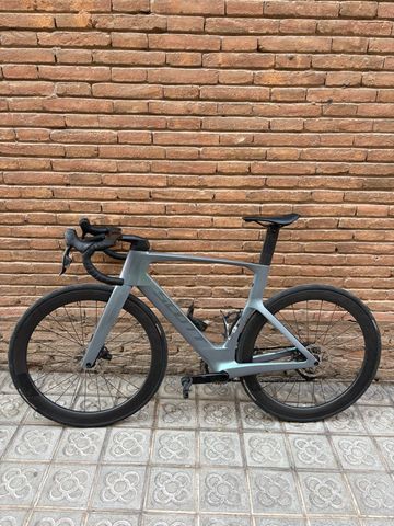 Używany Scott Foil SRAM Rival eTap AXS 2023 Road & Gravel — zdjęcie 2 z 8