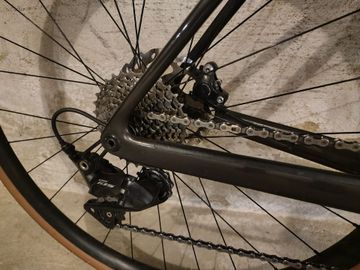 Käytetty Scott Addict 30 2024 2024 Road & Gravel — kuva 2 / 4