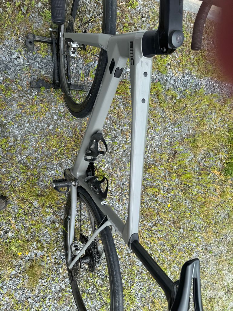 Used BMC Roadmachine 01 ONE 2020 2020 Road & Gravel, Light Gray — image 5 of 5