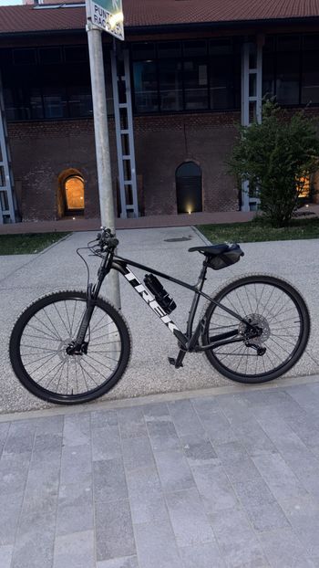 Używany Trek Procaliber 6 2026 2026 Mountainbike — zdjęcie 2 z 3