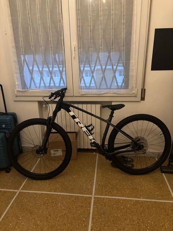Używany Trek Procaliber 6 2026 2026 Mountainbike — zdjęcie 1 z 3
