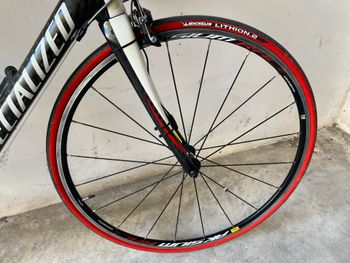 Used Specialized Tarmac Comp 2015 2015 Road & Gravel, White — image 6 of 9