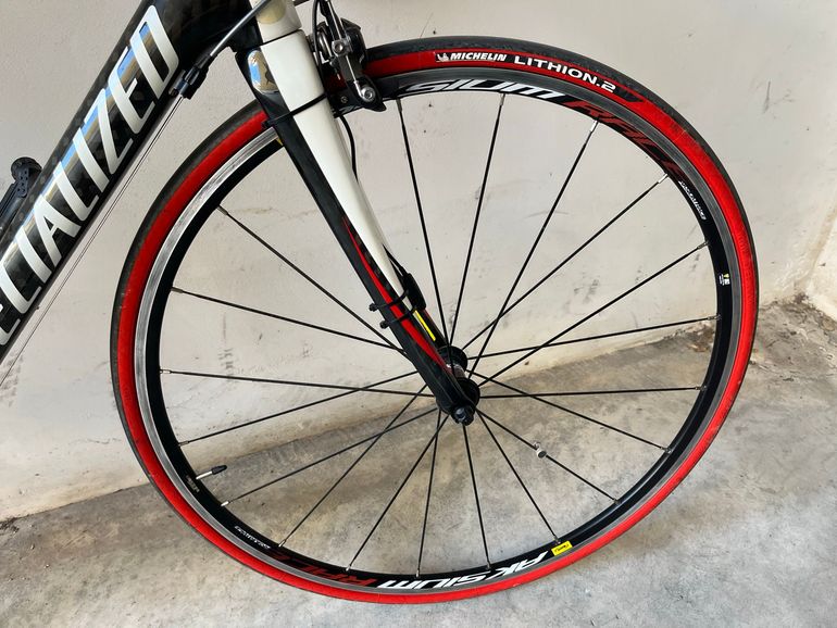 Used Specialized Tarmac Comp 2015 2015 Road & Gravel, White — image 6 of 9