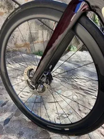 Used Orbea ORCA M10iLTD 2022 2022 Road & Gravel, Red — image 8 of 11