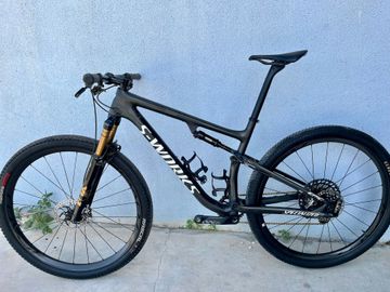 Tweedehands Specialized S-Works Epic 2022 2022 Mountainbike — afbeelding 2 van 11