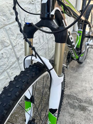 Used Scott Scale JR 26 2017 2017 Youth, Green — image 8 of 8