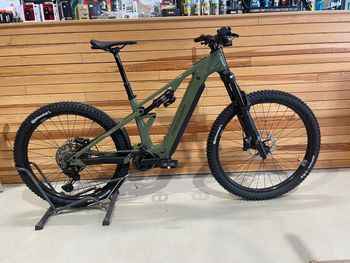 Używany Merida ETMO 800 2026 2026 Mountainbike — zdjęcie 4 z 5
