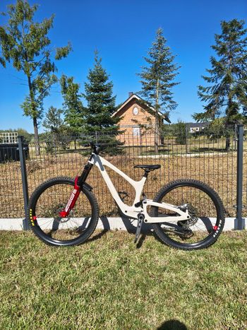 Bold Unplugged Ultimate 2024 2024 Mountainbike usato, Bianco — immagine 1 di 5
