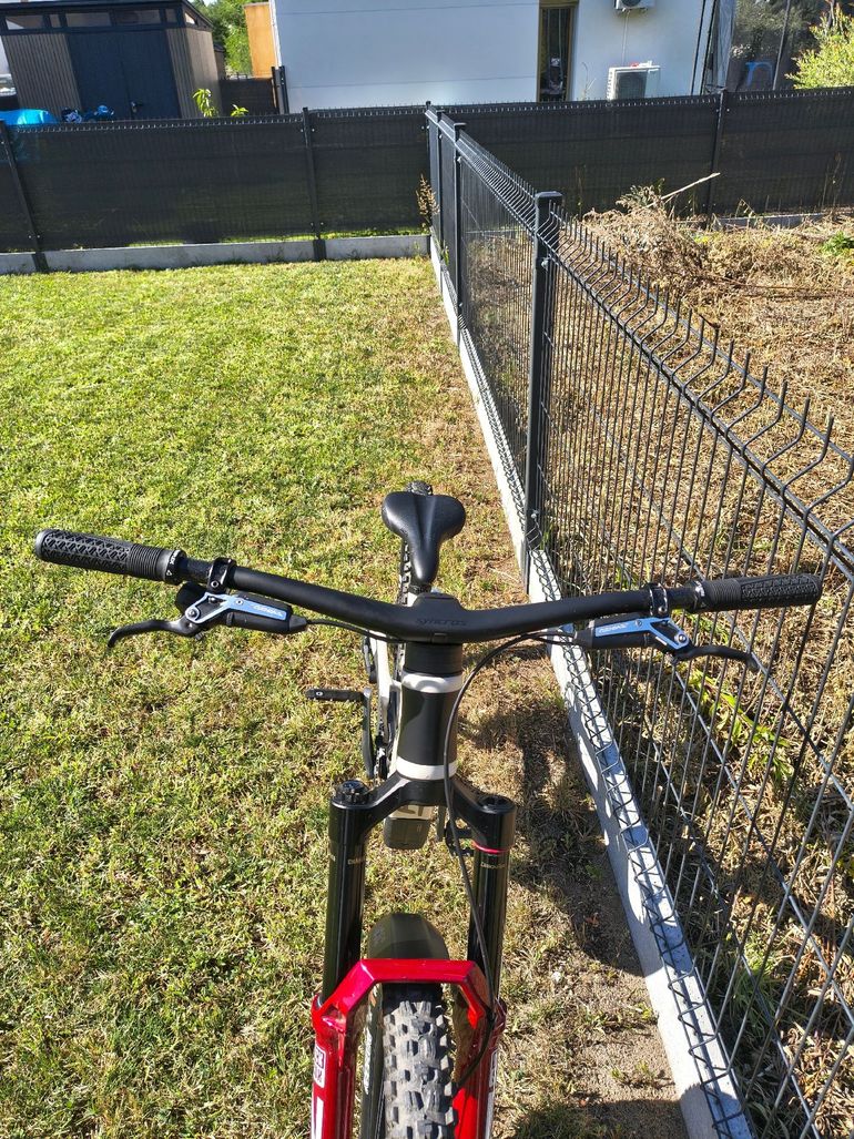 Bold Unplugged Ultimate 2024 2024 Mountainbike usato, Bianco — immagine 4 di 5