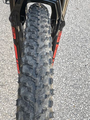 Used BMC Fourstroke 01 ONE 2024 2024 Mountainbike, Orange, 29 — image 6 of 6
