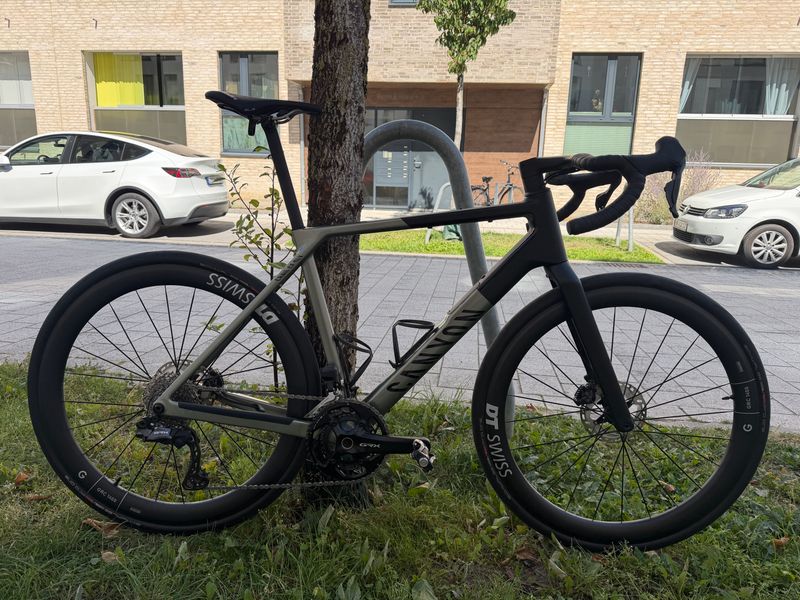 Käytetty Canyon Grail CF SLX 8 Di2 2024 2024 Road & Gravel
