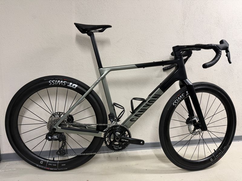 Używany Canyon Grail CF SLX 8 Di2 2024 2024 Road & Gravel