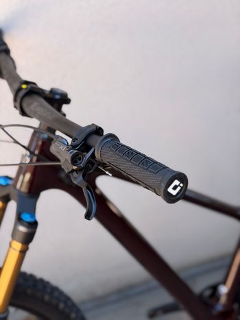 Used Yeti ARC Shimano Deore XT Di2 2025 Mountainbike, Red — image 9 of 15