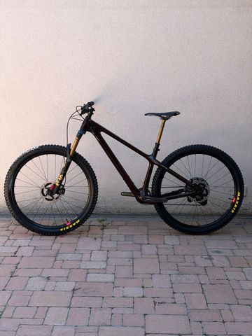 Used Yeti ARC Shimano Deore XT Di2 2025 MTB