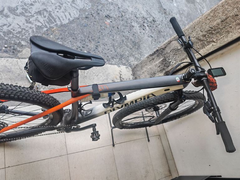 Used Olimpia Custom Shimano Deore XT 2022 Mountainbike, White — image 7 of 8