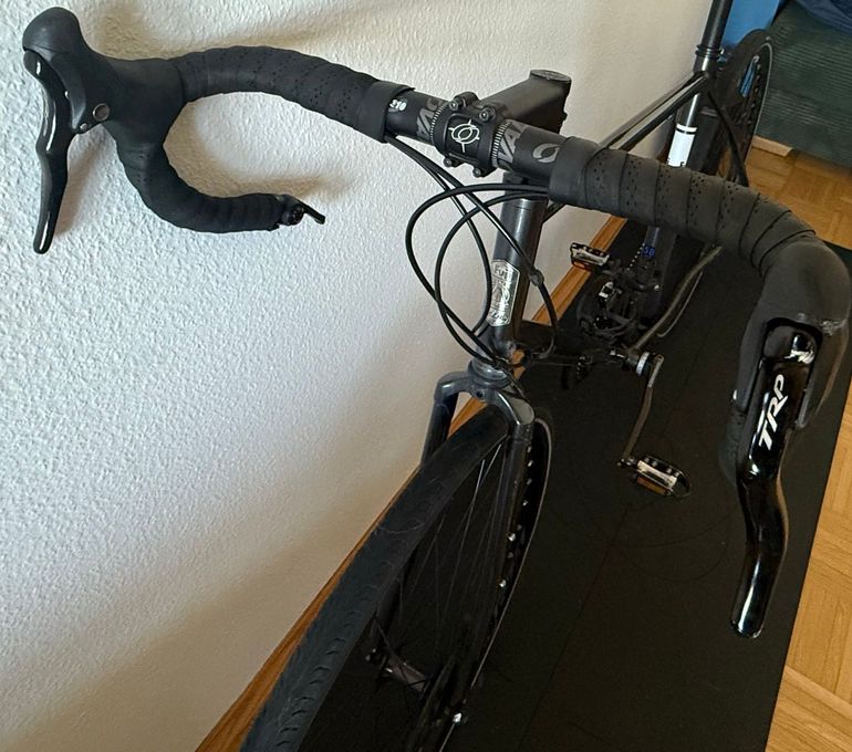 Gebrauchtes Fuji Touring Disc 2020 2020 Road & Gravel, Schwarz — Bild 3 von 6
