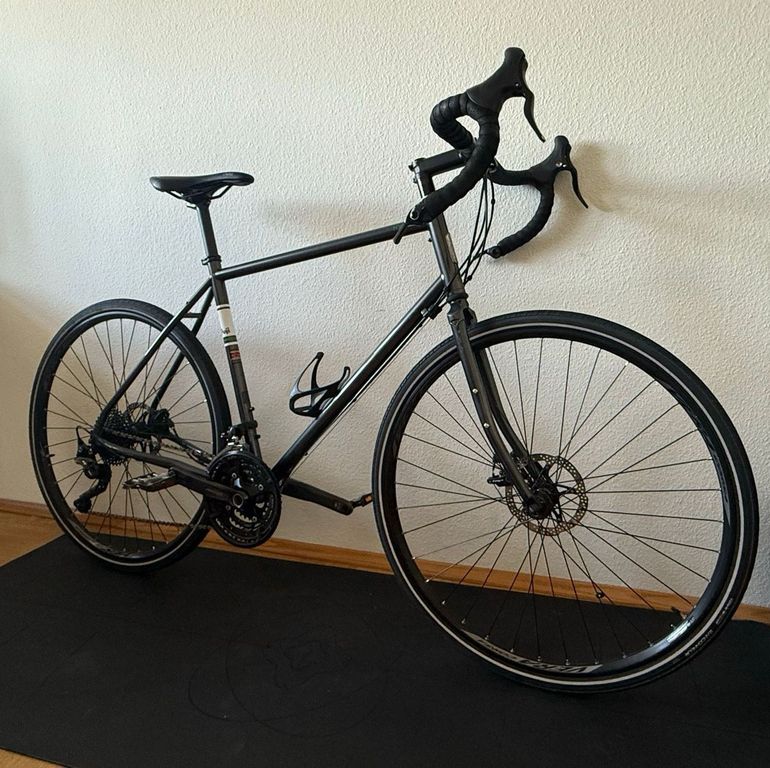 Gebrauchtes Fuji Touring Disc 2020 2020 Road & Gravel, Schwarz — Bild 5 von 6