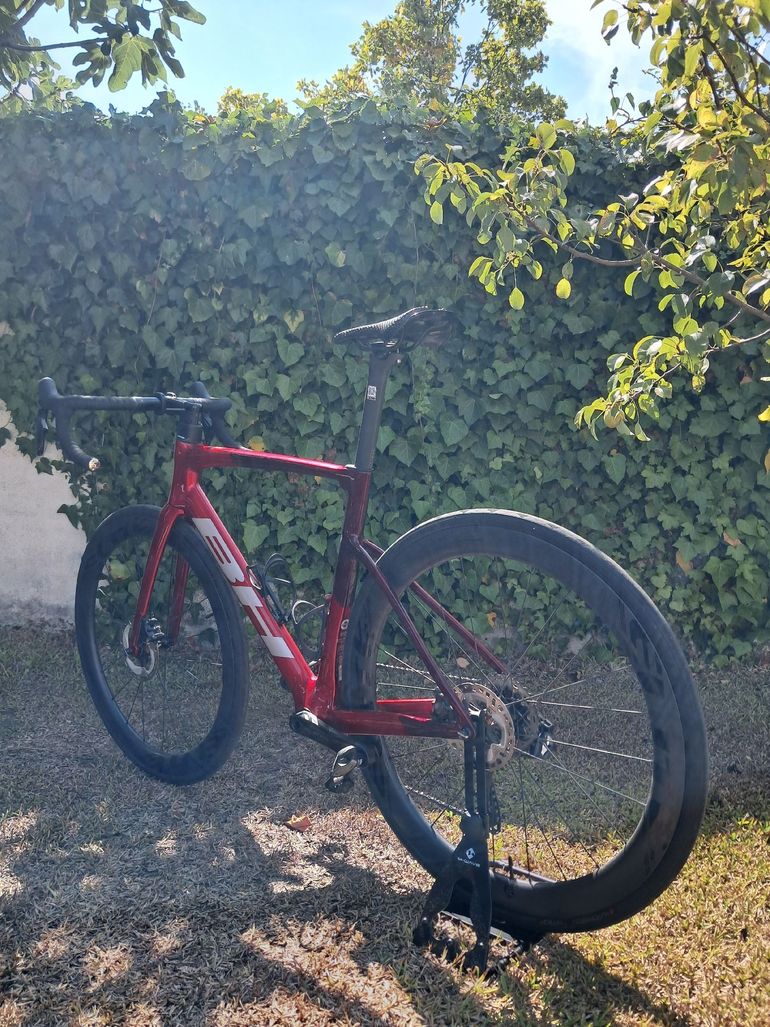 BH RS1 3.5 2023 2023 Road & Gravel de segunda mano, Rojo — imagen 6 de 8